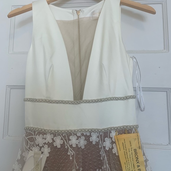 NWT FIONA BRIDAL GOWN IN WHITE - Picture 8 of 16